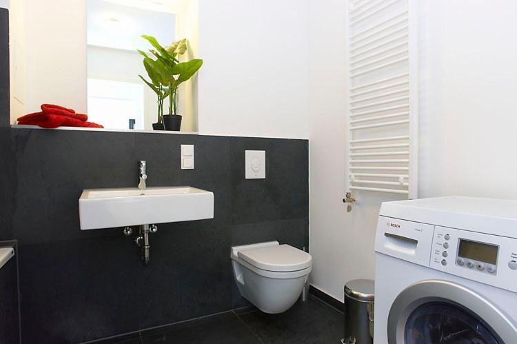 Spacious Studio Apartment Friedrichshain Berlin Room photo